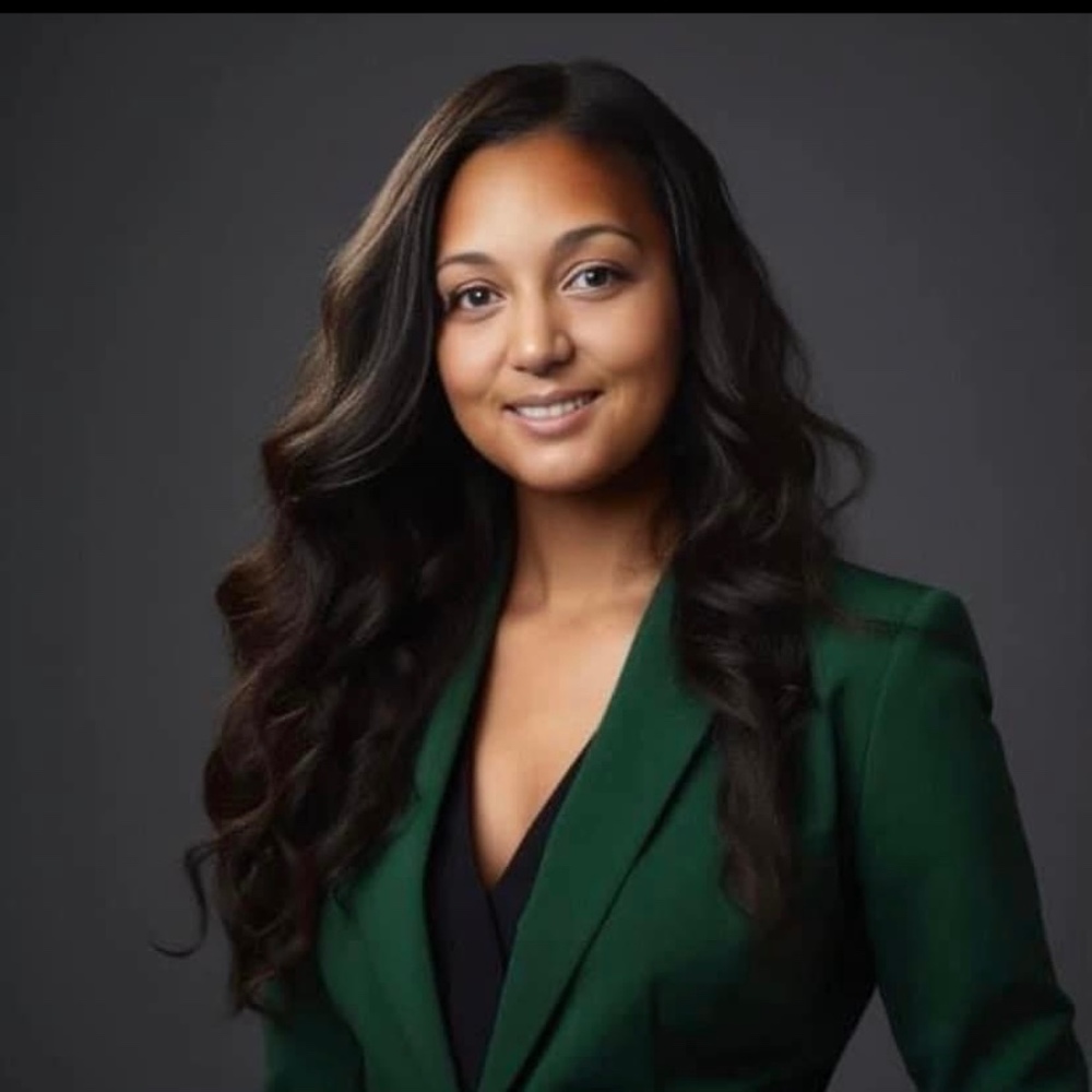 Meet your Posher, Arika